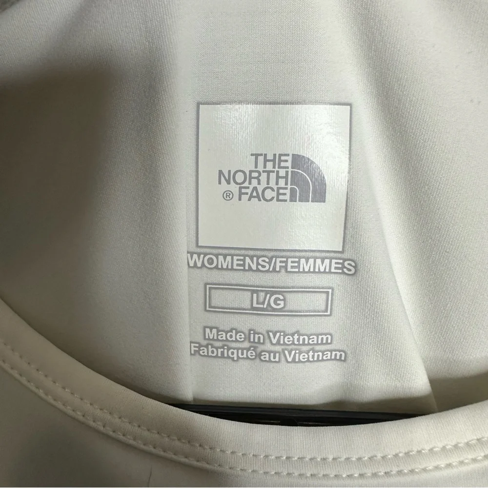 Women’s The North Face Size Large White Short Sleeve Graphic Tshirt - Picture 3 of 5